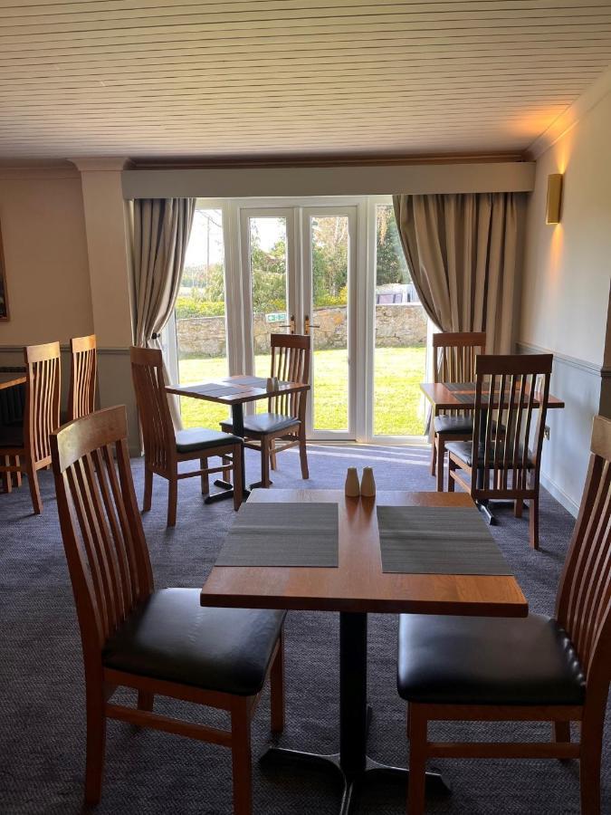 Beaufort Park Hotel Mold Bagian luar foto