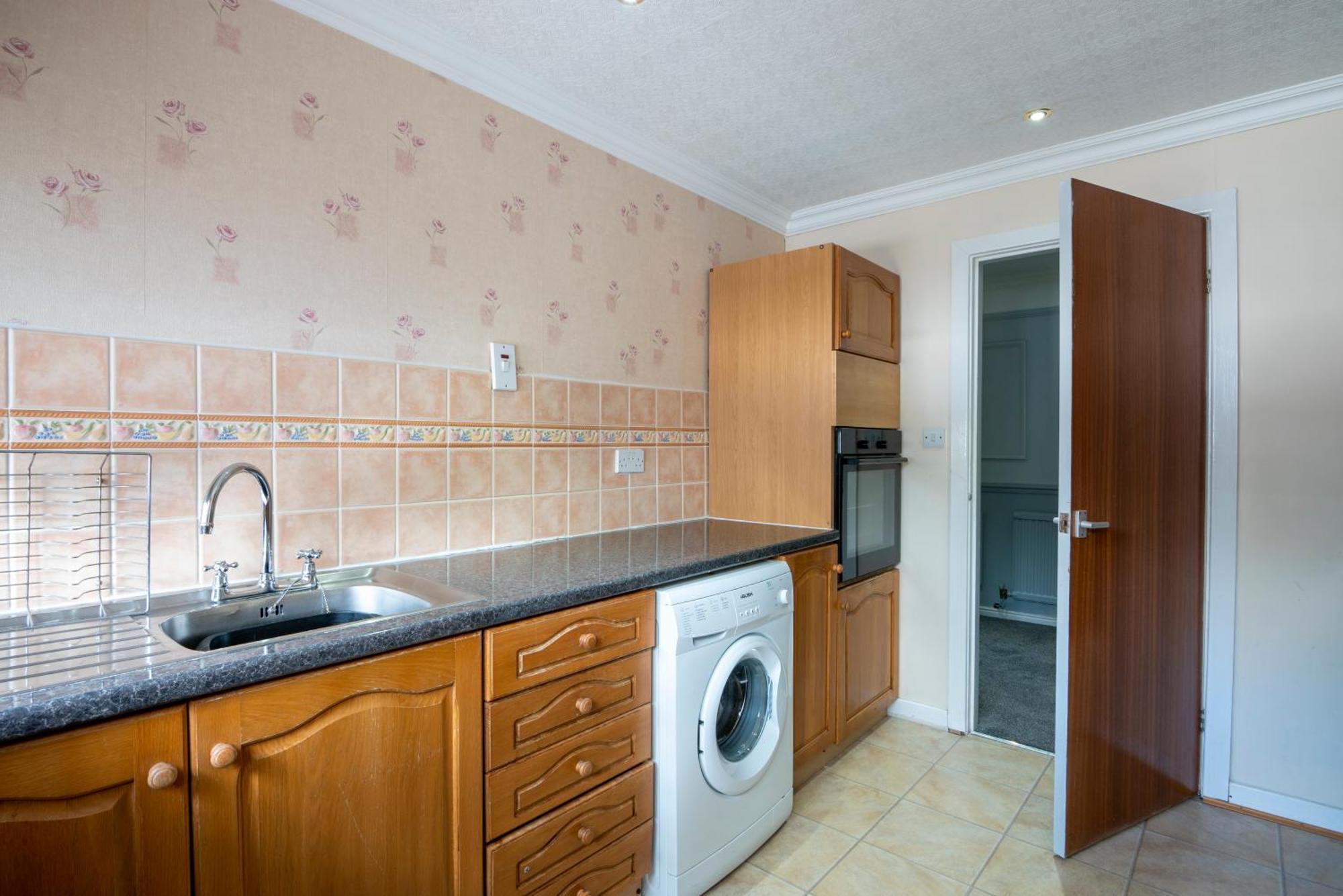 Beaufort Park Hotel Mold Bagian luar foto