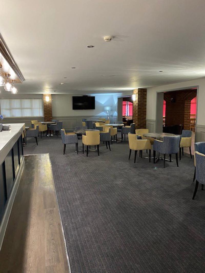 Beaufort Park Hotel Mold Bagian luar foto